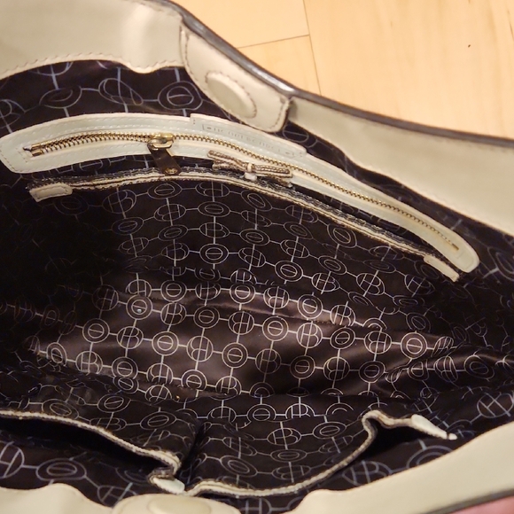 Henri Bendel Cross Body Bag - Picture 10 of 14